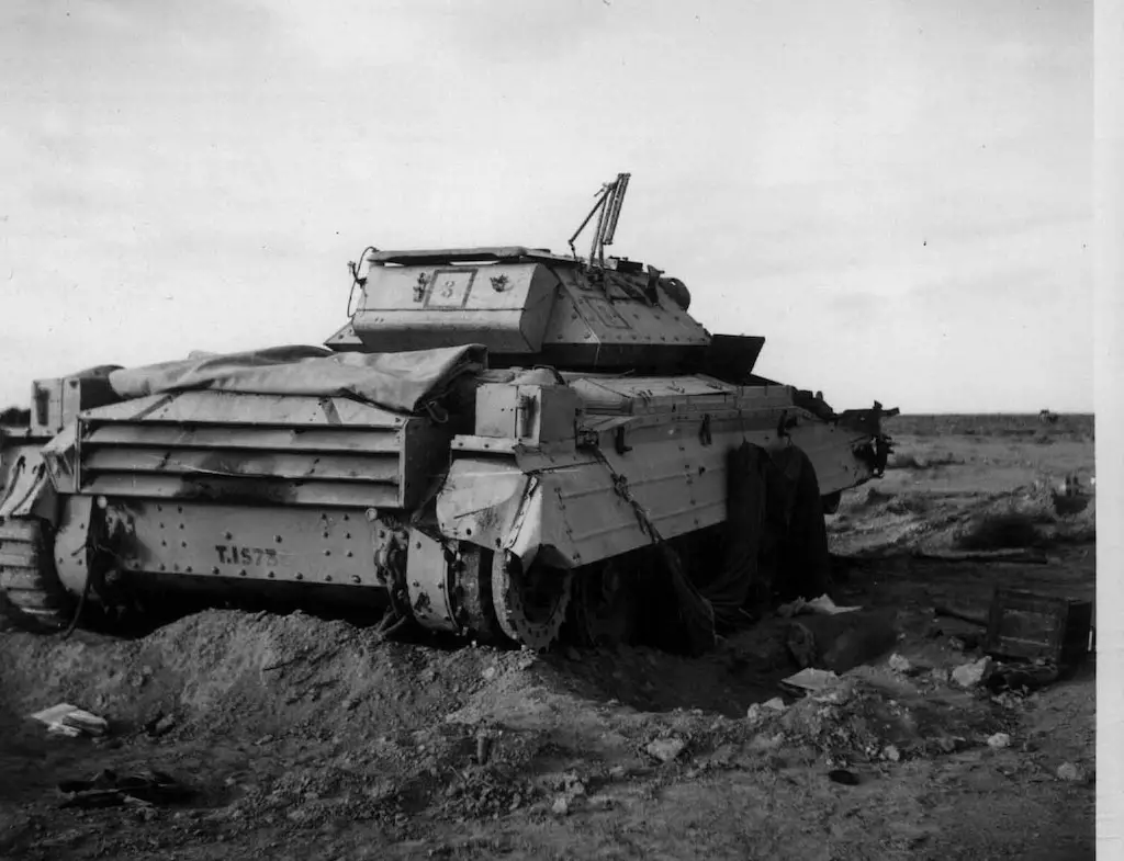 An abandoned British Crusader tank at Bir el Gobi.