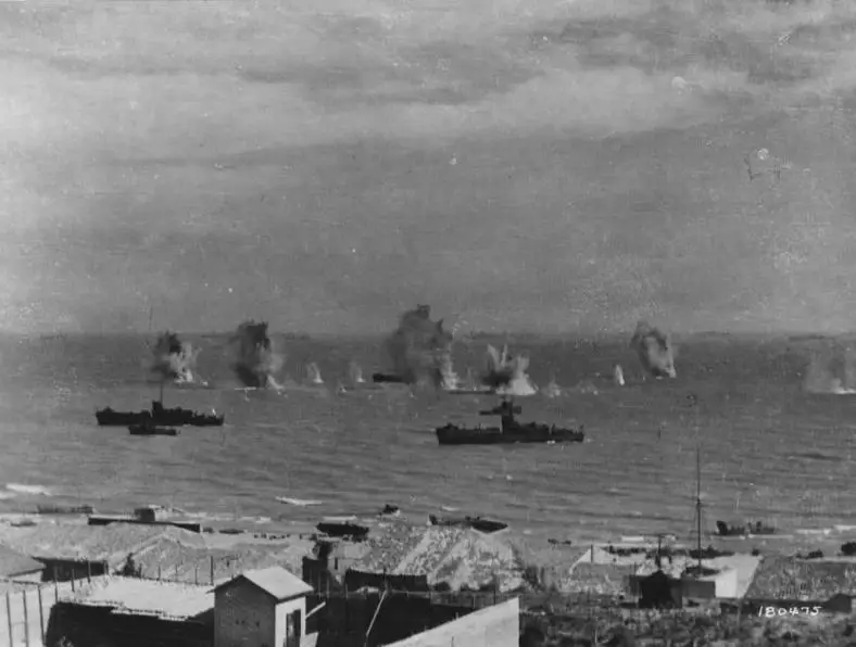 Axis aircraft bombing Allied ships at Gela.