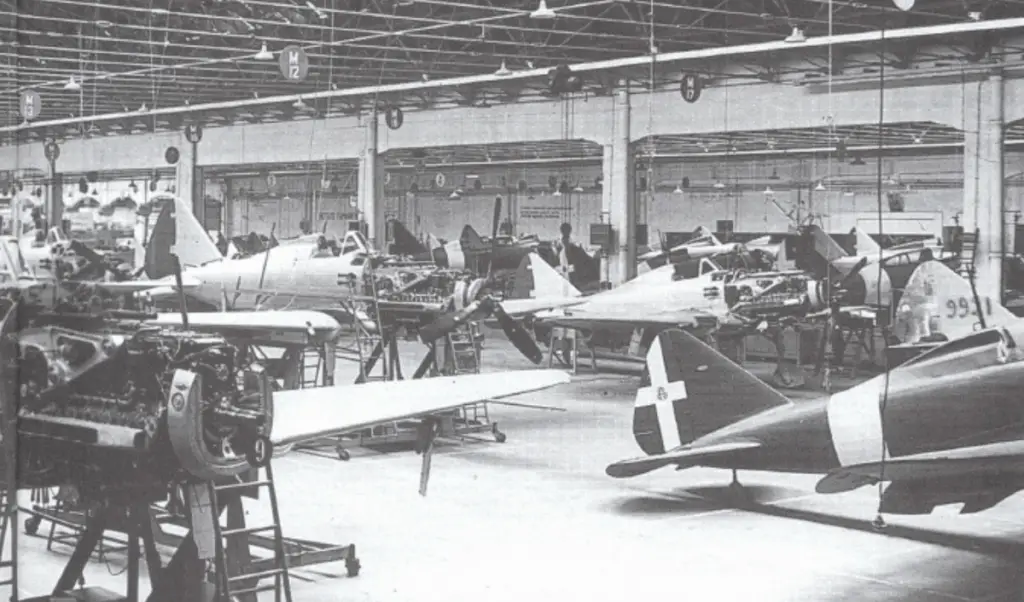 Re.2001's in production at the Regio Emilia factory.