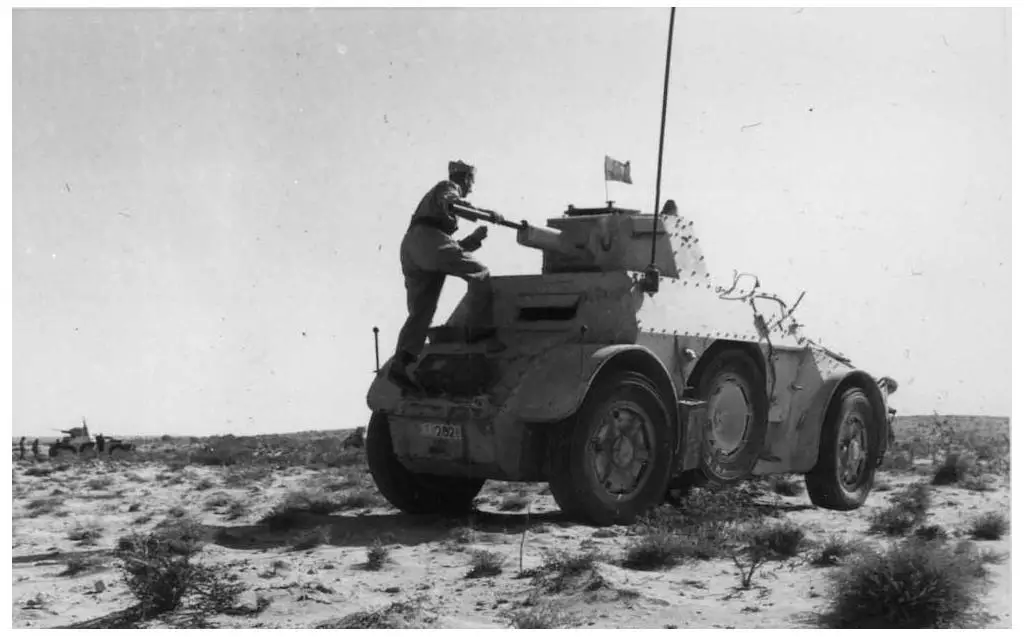 An AB 41 of the 3rd Armored Group, Nizza Cavalry, Ariete Division in Libya during the summer of 1942.